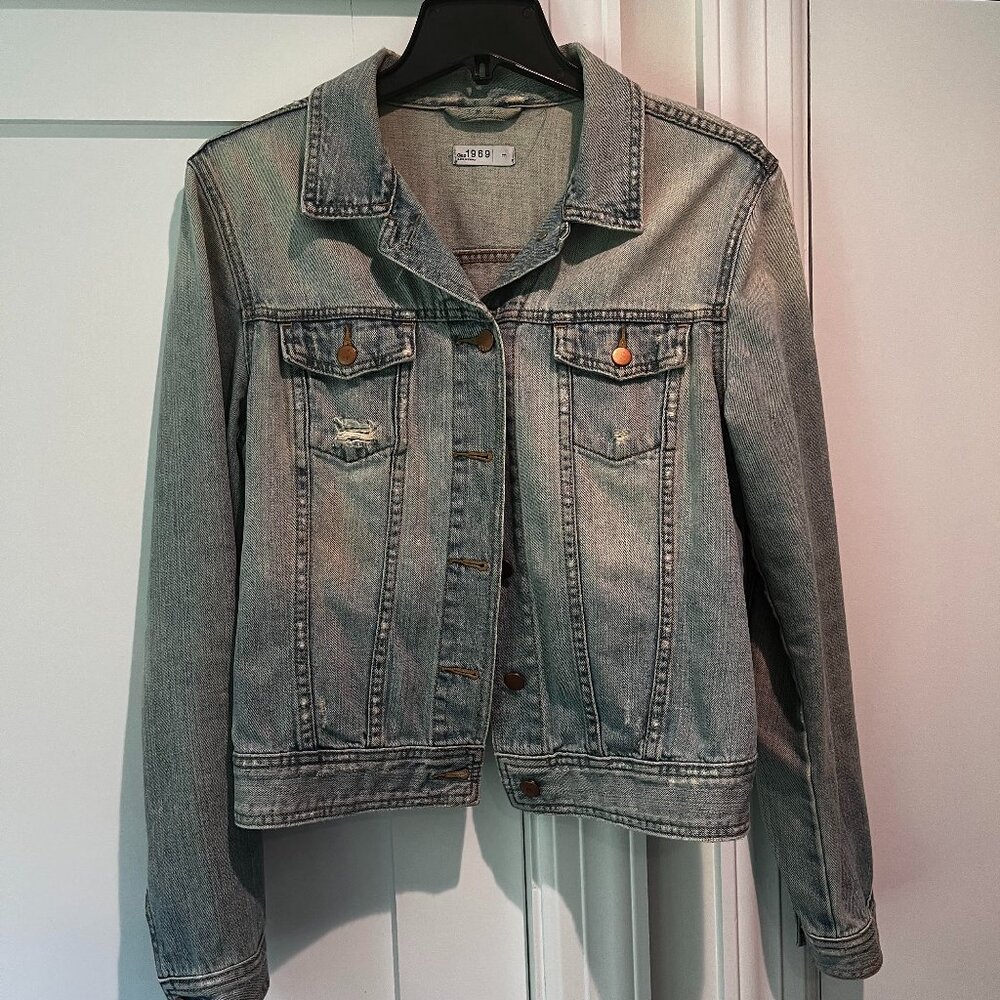 GAP Denim Jacket Size M